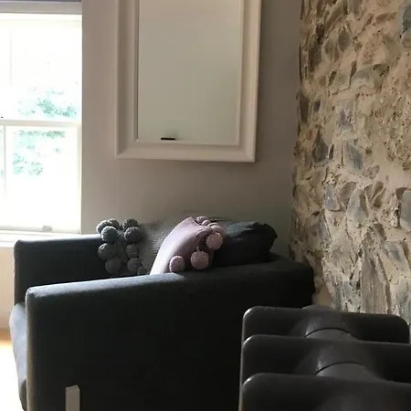 Woodstock Courtyard דירה *