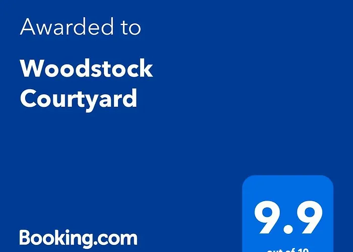 Woodstock Courtyard Apartmán